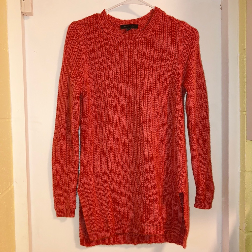 Coral crew neck wool sweater by Ann Taylor